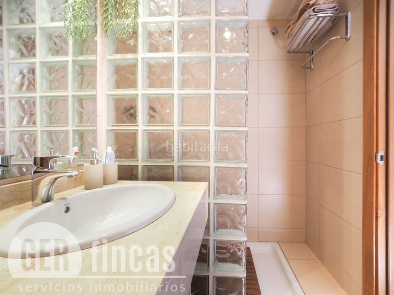 Foto b2fb7c36-2302-4c79-b13a-6e47a4d14b3f. Dúplex amb calefacció aparcament piscina a Torre - Sana Terrassa