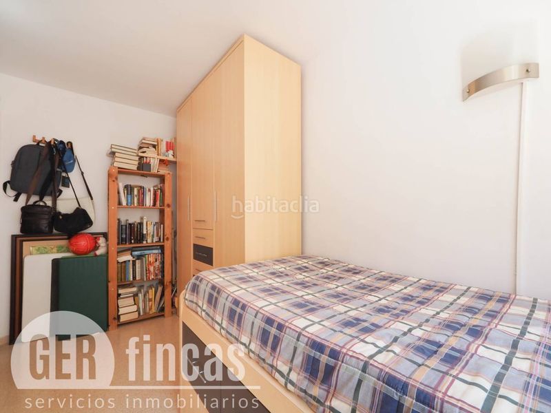 Foto 0e73c460-6fa6-4076-9c70-89510862a0f8. Pis amb calefacció aparcament a Can Roca Terrassa