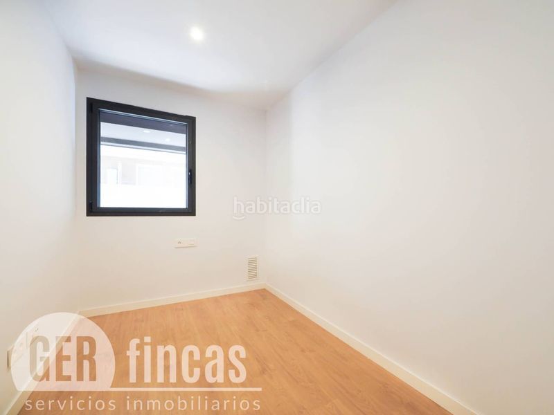 Foto 59e20ec3-b02b-4041-9272-f8aa8c69f2c3. Alquiler piso con balcón, piscina y parking incluido en Terrassa