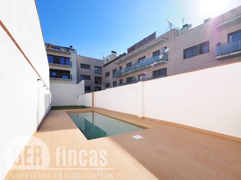 Foto ac99ce9c-3db3-4046-b611-d096c9349ef1. Alquiler piso con balcón, piscina y parking incluido en Terrassa
