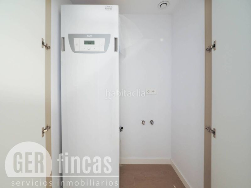 Foto dfb8a130-f9ee-4f1d-a506-0ea70c9a8247. Alquiler piso con balcón, piscina y parking incluido en Terrassa