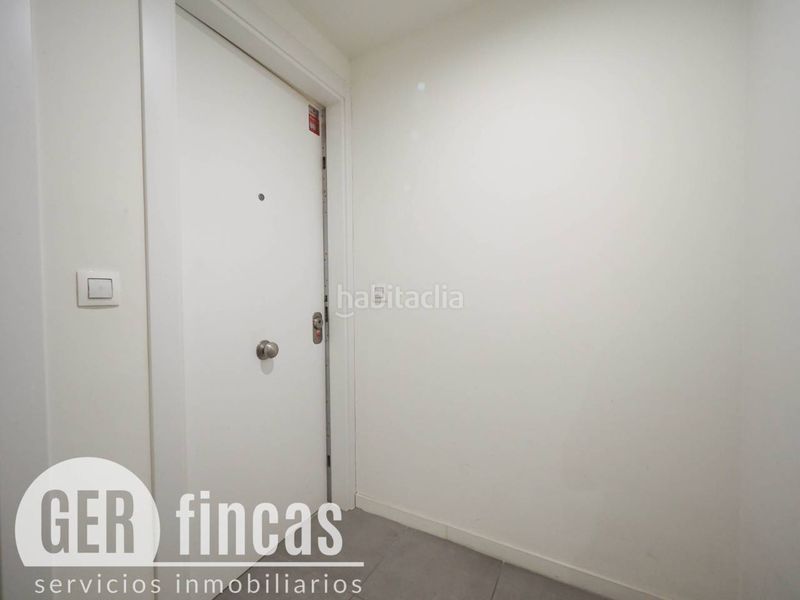 Foto a9ff7046-576a-4b81-8f2c-34f9f506db1e. Pis amb calefacció aparcament a Torre - Sana Terrassa