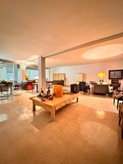 Local Comercial  Carrer de la independència