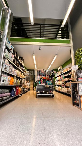 Foto 58d1beba-81e8-4eb0-8394-c087feeb73cc. Locale commerciale in El Camp de l´Arpa del Clot Barcelona