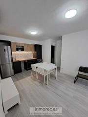 Miete Etagenwohnung  Carrer joan ràfols. Alquiler de estudio en calle joan ràfols