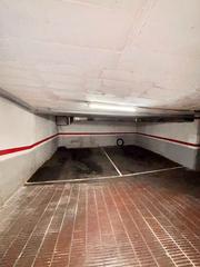Aparcament cotxe  Carrer de bofarull. Garaje en venta en calle de bofarull