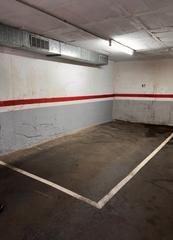 Aparcament cotxe  Carrer de bofarull. Garaje en venta en calle de bofarull