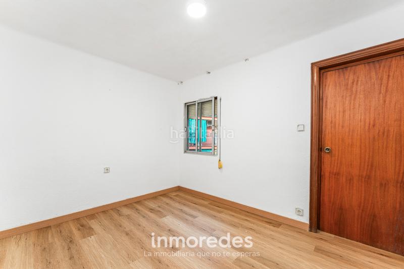 Foto d92d2ff6-10a2-4e57-88c2-f38df43c8c08. Pis a Santa Rosa Santa Coloma de Gramenet