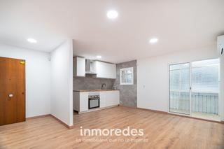 Etagenwohnung  Carrer del doctor bové. Piso de 3 habitaciones con terraza, reformado a estrenar en hort