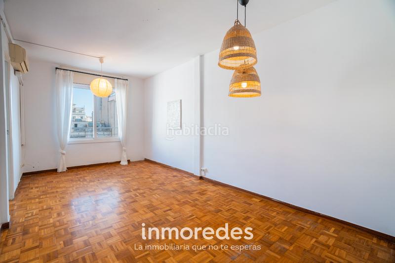 Foto e32c981c-78c0-471a-bd96-37d0adeb429c. Piso  alto con excelente ubicación en Dreta de l´Eixample Barcelona