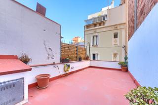 Haus  Passatge de la igualtat. Casa en el corazón de sagrada familia