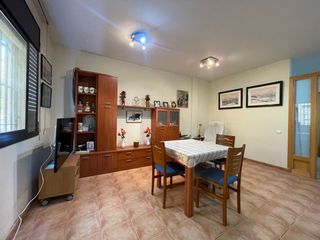 Piso en La Torrassa. Tu nuevo hogar al lado del metro y zonas verdes