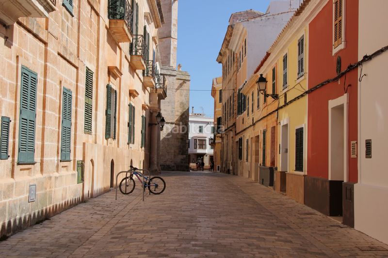Foto 1639b6f9-ae43-47e3-8d8e-387334e9d9a6. Àtic amb aparcament a Ciutadella Ciutadella de Menorca