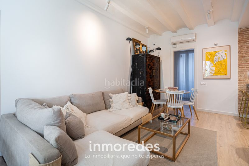 Foto ac49b355-299b-4a93-9b94-671ebd9f8111. Pis amb calefacció aparcament a Raval Barcelona