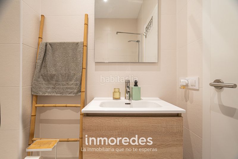 Foto d8df2f10-3c28-4ae0-b27d-eb38cdfcc8ec. Pis amb calefacció aparcament a Raval Barcelona