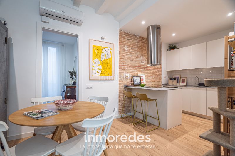 Foto e0f5e1bc-9870-4619-bb06-15423ac1b82e. Pis amb calefacció aparcament a Raval Barcelona