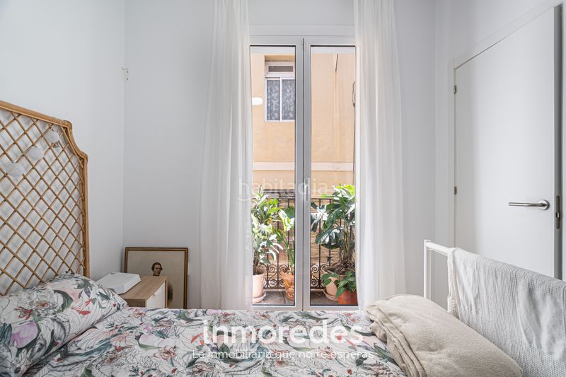 Foto eb2ced52-2d06-439e-b235-e5d50b1d498b. Pis amb calefacció aparcament a Raval Barcelona