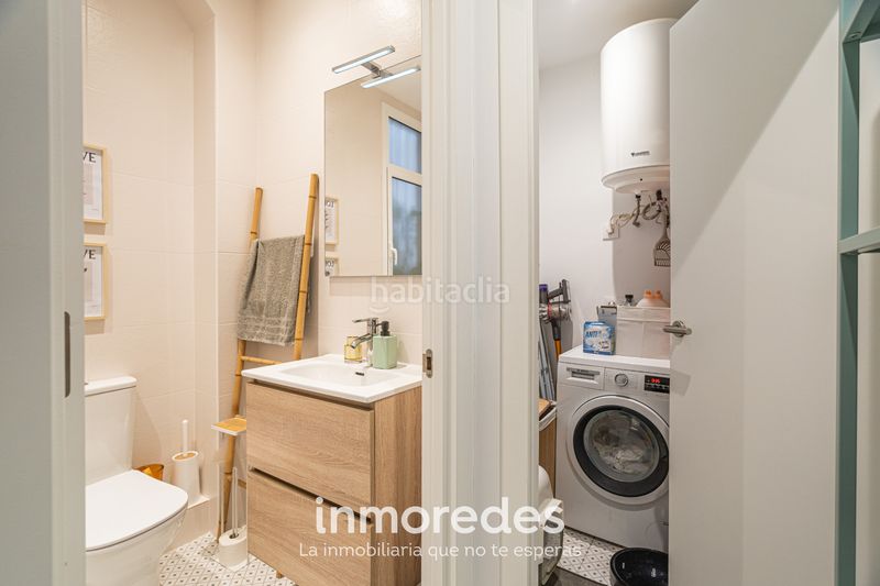 Foto f49c3e3e-ff09-4d45-8ebd-d785871430fa. Pis amb calefacció aparcament a Raval Barcelona