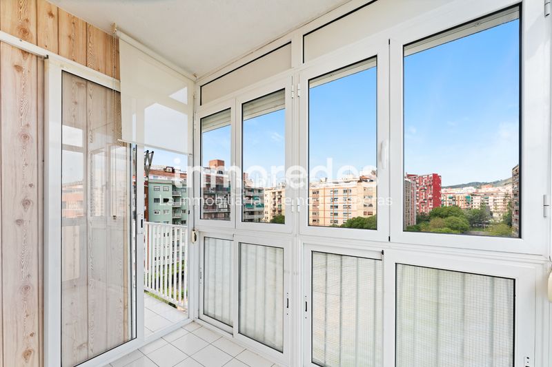 Foto 6831f5cf-c8f3-4bb7-9eef-2418414bd0a6. Pis amb calefacció a Sant Andreu de Palomar Barcelona