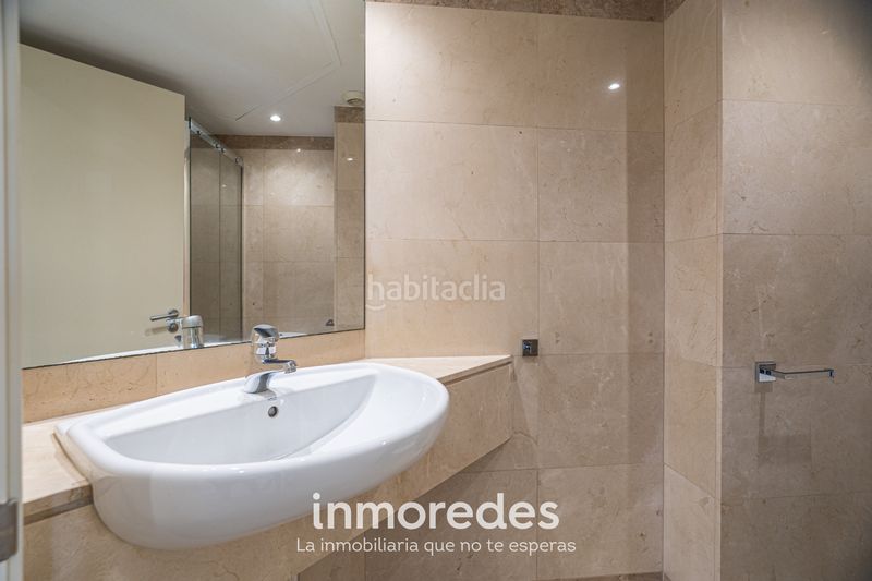 Foto c7e49a47-3988-4055-a4ad-e779625eeda7. Pis amb calefacció aparcament piscina a Diagonal Mar i el Front Marítim del Poblenou Barcelona