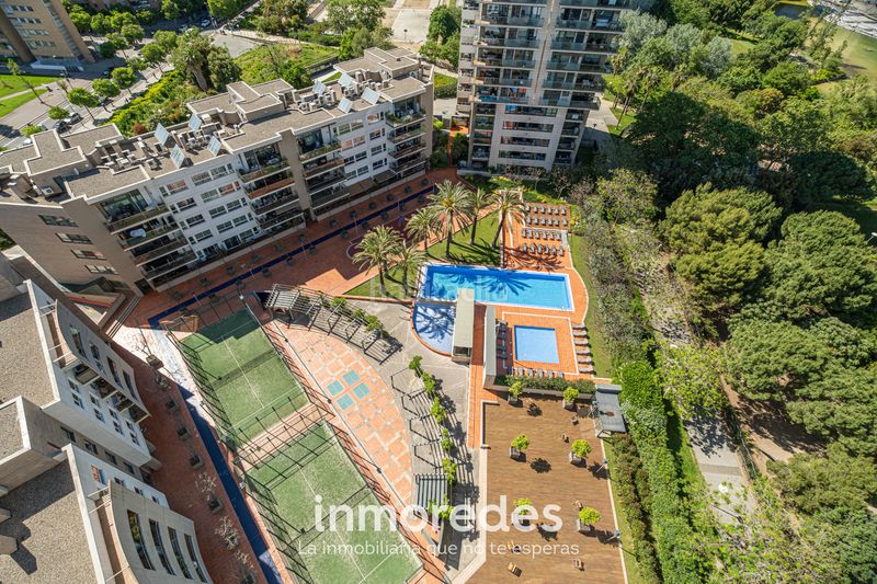 Foto cf91f2ff-0ba2-48a1-9b4d-49b172f905ba. Pis amb calefacció aparcament piscina a Diagonal Mar i el Front Marítim del Poblenou Barcelona