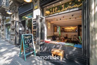 Local Comercial en Carrer de la Diputació