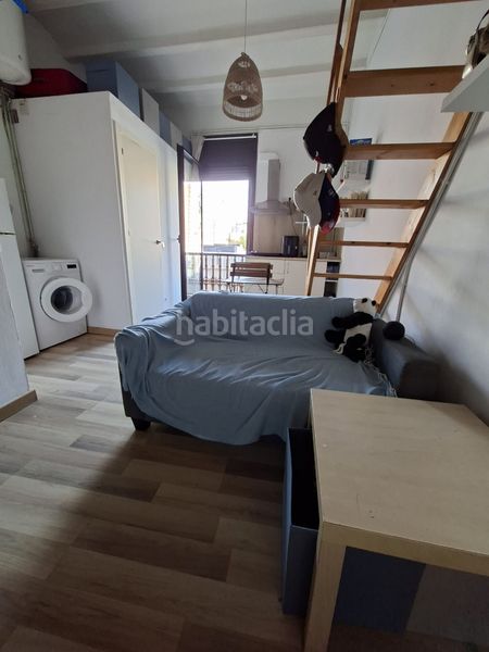 Foto e2d5fc1c-2c87-4ceb-a70f-5b9fa504c1b7. Pis a El Clot Barcelona