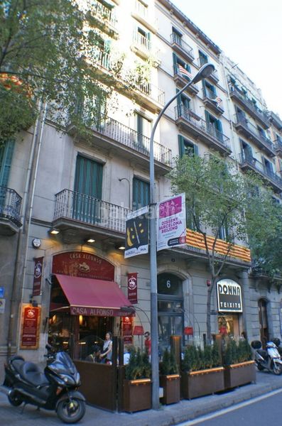 Foto d49c9cdc-4f2d-4336-9828-c1c4fbf9d4cc. Pis a Dreta de l´Eixample Barcelona
