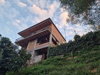 Casa  Avenida de los rosales. Urbanización los rosales - cunit - castellet