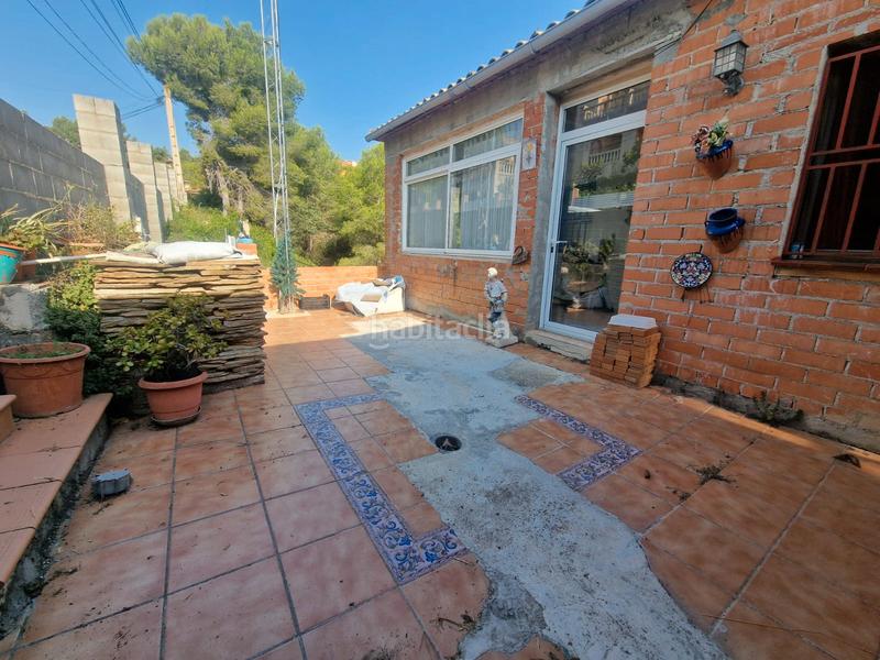 Foto 9456a211-2cda-4240-b6bc-31cd99b9806d. Casa amb xemeneia calefacció aparcament a Castellet i la Gornal