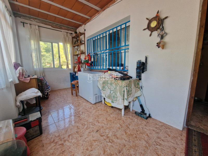 Foto cb62cb1c-6b0e-4f70-99f4-243bb284085a. Casa amb xemeneia calefacció aparcament a Castellet i la Gornal