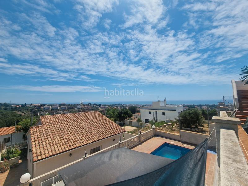 Foto 38fabb90-fdae-4dee-9509-b31c38f6364b. Casa amb xemeneia calefacció aparcament piscina a Segur de Calafell