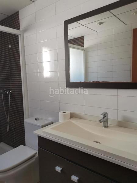 Foto 5de92bb4-dd35-4c79-b69f-165f0c98ebc8. Casa amb xemeneia calefacció aparcament piscina a Segur de Calafell