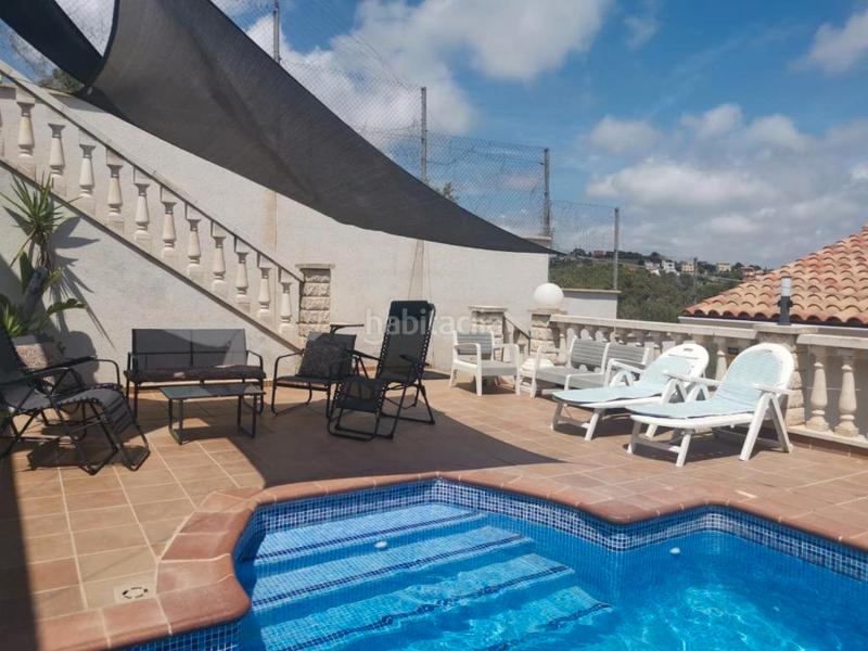 Foto b5e9246b-2a4b-4893-8004-d8b822d5996c. Casa amb xemeneia calefacció aparcament piscina a Segur de Calafell