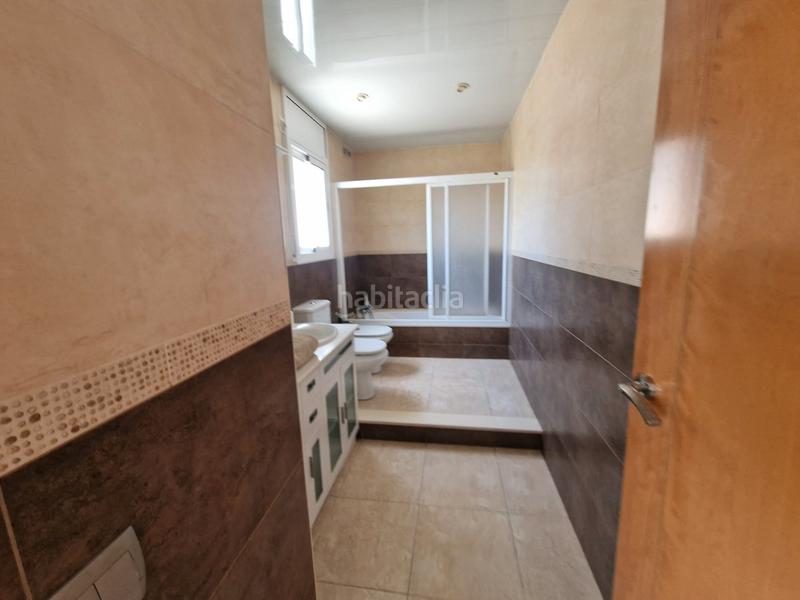 Foto e9f06f21-3bd2-4660-8bcb-092a931c3766. Casa amb xemeneia calefacció aparcament piscina a Segur de Calafell