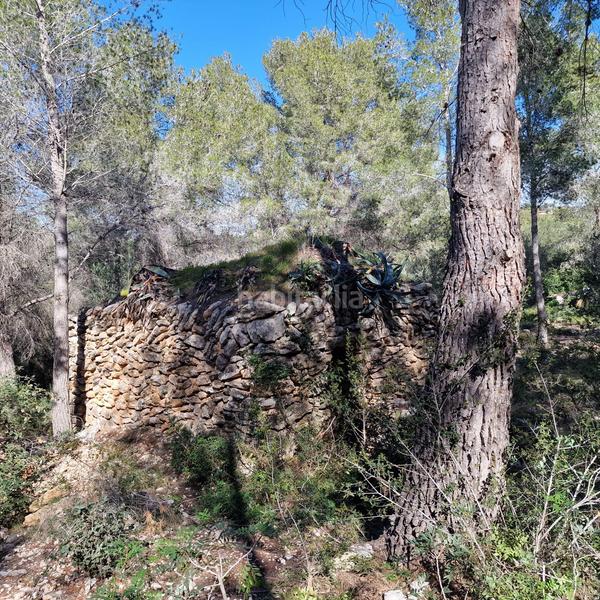 Foto 40ae7340-76fd-410b-958c-153bdd3cfa17. Terreny residencial a carrer gessamí 18 a Valldemar-Montmar Segur de Calafell