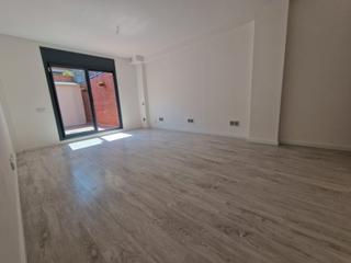 Dúplex  Carrer mallorca. Planta baja dúplex, en pleno centro de sant boi