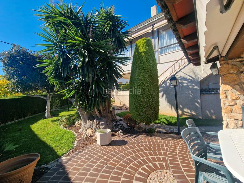 Foto a670b6a1-fa40-484d-93f3-c9f818825fa2. Chalet con camino riscaldamento parcheggio in Segur de Calafell nucli urbà Segur de Calafell