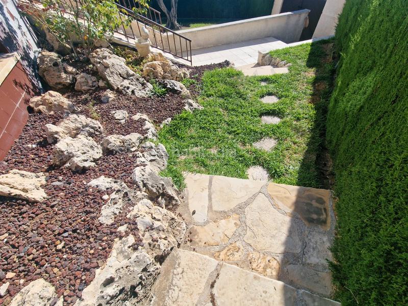 Foto aa230aa2-7d64-4726-bb3f-7db583a169ac. Chalet con camino riscaldamento parcheggio in Segur de Calafell nucli urbà Segur de Calafell