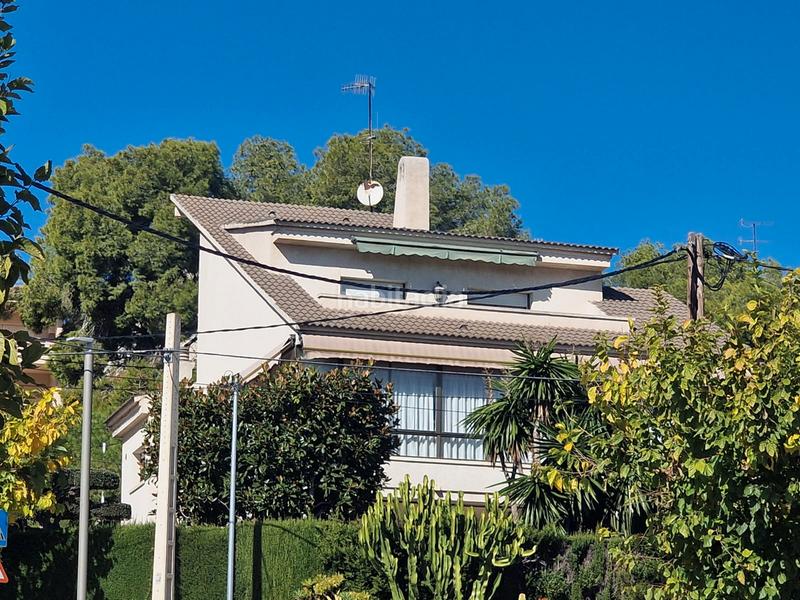 Foto cc869b95-da75-4893-860a-6f8347d2ee11. Chalet con camino riscaldamento parcheggio in Segur de Calafell nucli urbà Segur de Calafell