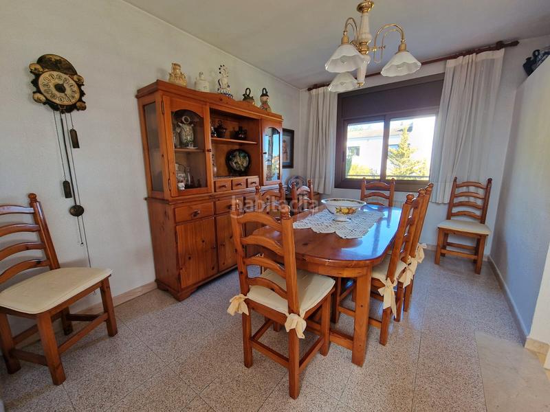 Foto ed503b65-7e90-42bc-ab10-a8681ad9b3ef. Chalet con camino riscaldamento parcheggio in Segur de Calafell nucli urbà Segur de Calafell