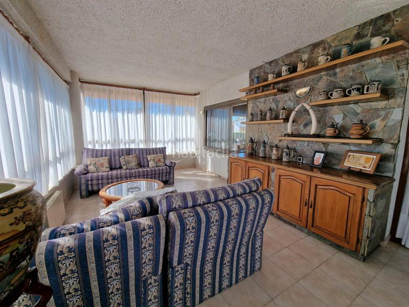 Foto f29746a4-81cf-4f23-8fc9-ef1e0c6d8b52. Chalet con camino riscaldamento parcheggio in Segur de Calafell nucli urbà Segur de Calafell