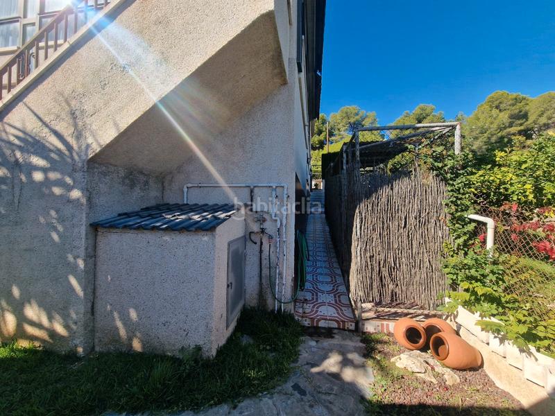 Foto fd82f5e9-8d72-40ff-b14a-c714fe475185. Chalet con camino riscaldamento parcheggio in Segur de Calafell nucli urbà Segur de Calafell