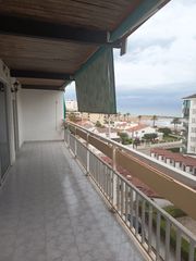Appartamento  Carrer de cubelles. Espectacular piso en cunit, situado en la segunda línea de mar,