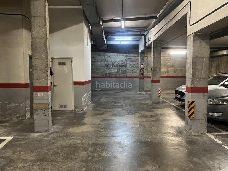 Foto 15682185-a7b2-49b2-bee9-375d6cfb140b. Aparcament cotxe a Barri Antic Manresa