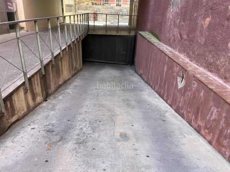 Foto 2e9d9fc9-1edc-4717-b136-1014d70f99e2. Aparcament cotxe a Barri Antic Manresa