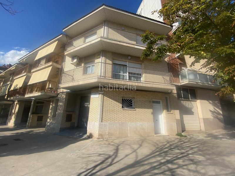 Foto 1f94e052-b3d2-456a-b1ad-27a4e3bcb339. Casa adossada amb calefacció aparcament a Escodines Manresa