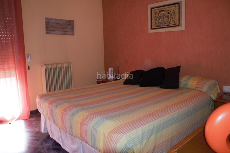 Foto 902df3e1-6a5f-4a6b-956d-c1eb9baed044. Casa adossada amb calefacció aparcament a Escodines Manresa