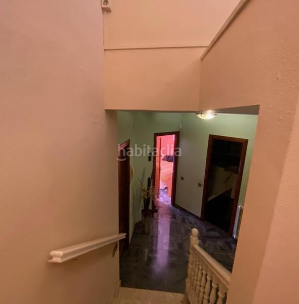 Foto bd95fbc4-0f37-4423-ae1f-d61621397606. Casa adossada amb calefacció aparcament a Escodines Manresa