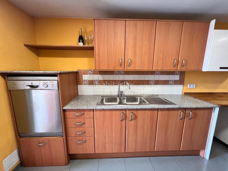 Foto 1ce2c24b-feb3-43b6-9f7a-40647b2544ba. Duplex with heating parking in Centre - Passeig i Rodalies Manresa